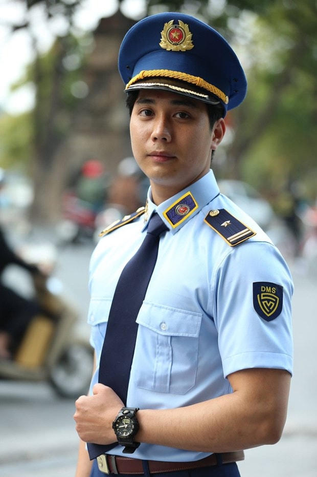 Trang phục mùa hè dành cho nam. (Ảnh: PV/Vietnam+).