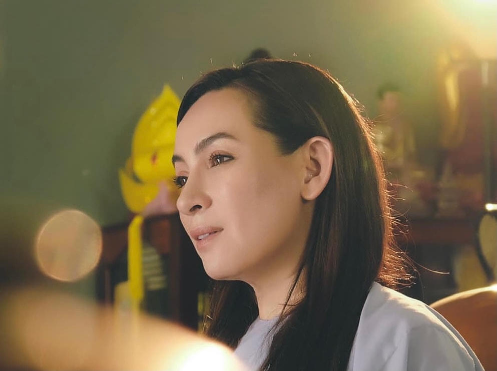 Người hâm mộ cả nước không khỏi xót thương trước sự ra đi đường đột của nữ ca sĩ. 