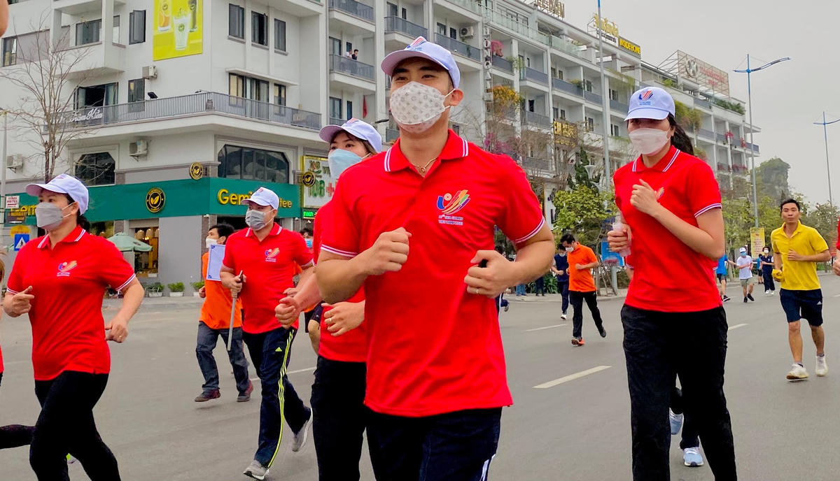 Quảng Ninh: Hơn 15.000 người hưởng ứng Ngày chạy Olympic vì sức khỏe toàn dân