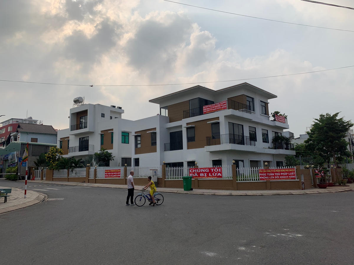 Một góc khu nhà ở Hưng Phú.