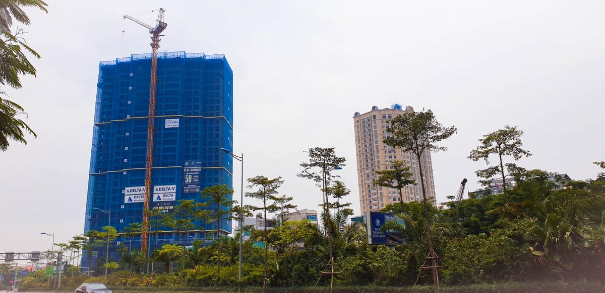 Dự án gồm 2 tòa tháp D’. El Dorado I đang bước vào giai đoạn chuẩn bị bàn giao, dự án D’. El Dorado II đang hoàn thiện những hạng mục cuối cùng..