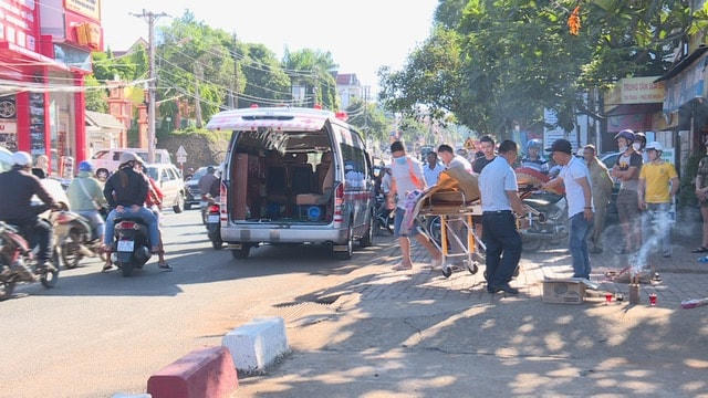 Đắk Lắk: Làm rõ nguyên nhân người đàn ông tử vong gần lan can Cầu Trắng