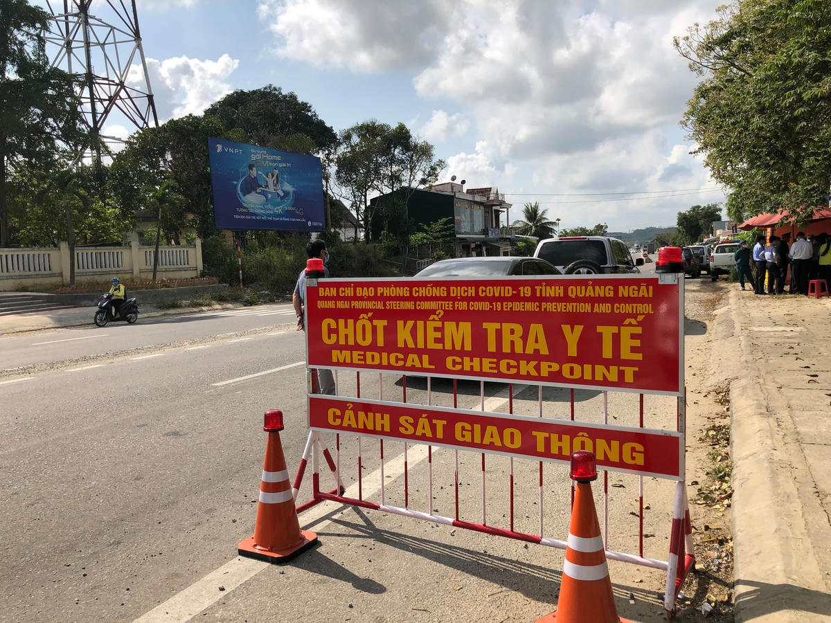 Một chốt chặn kiểm dịch Covid-19 ở Quảng Ngãi.