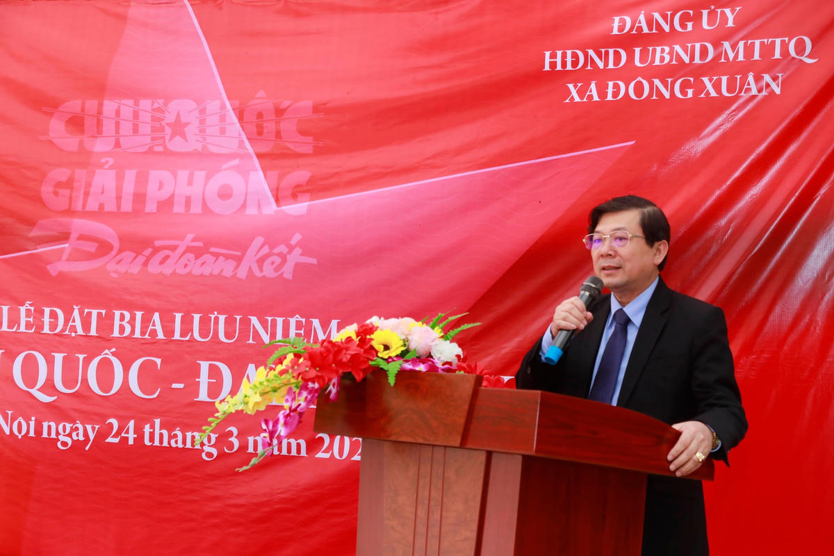 Phó Chủ tịch Nguyễn Hữu Dũng phát biểu tại buổi lễ. Ảnh: Quang Vinh.