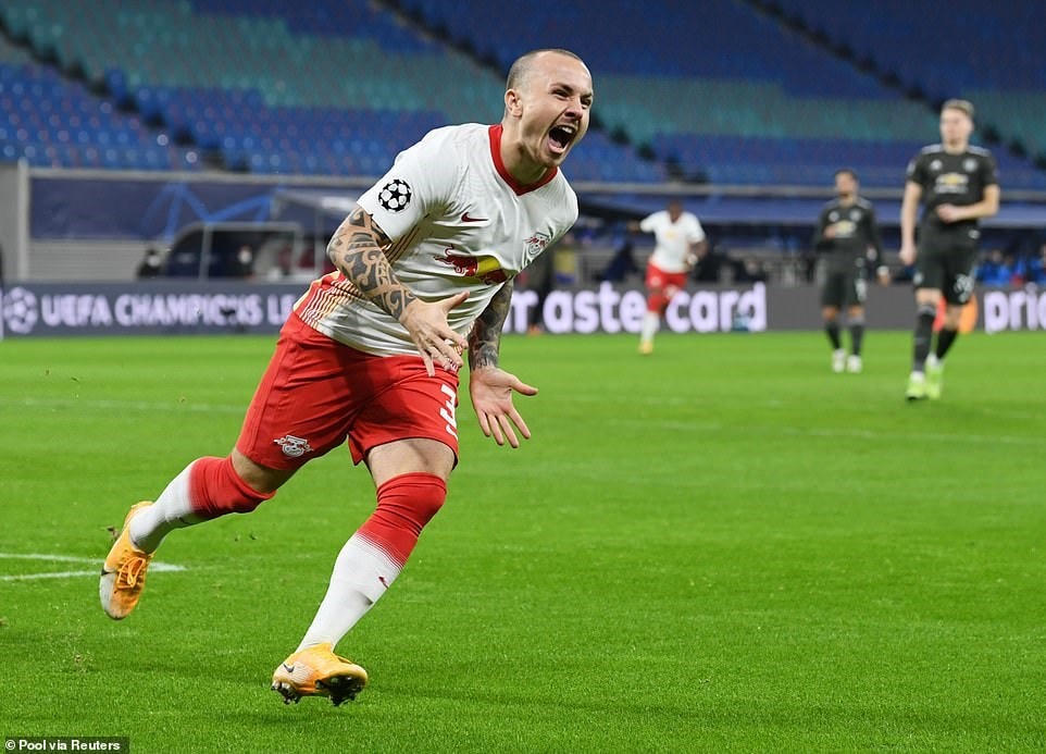 ...khi có bàn thắng vượt lên dẫn trước 1-0 ở ngay phút thứ 2 do công của Angelino. (Nguồn: Reuters).