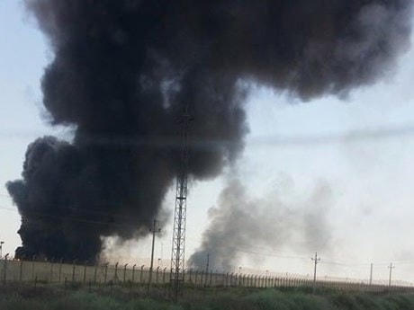 IS nã rocket vào nhà máy lọc dầu của Iraq