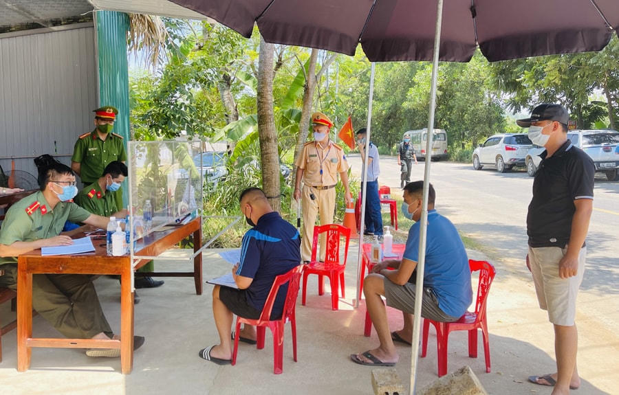  Thanh Hóa vừa có văn bản tạm dừng hoạt động 5 chốt kiểm dịch trên toàn tỉnh để thích ứng với tình hình mới.