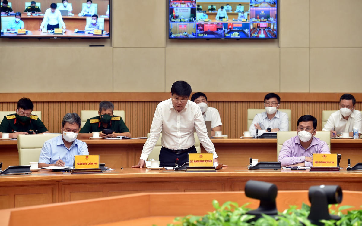 Quang cảnh cuộc họp.