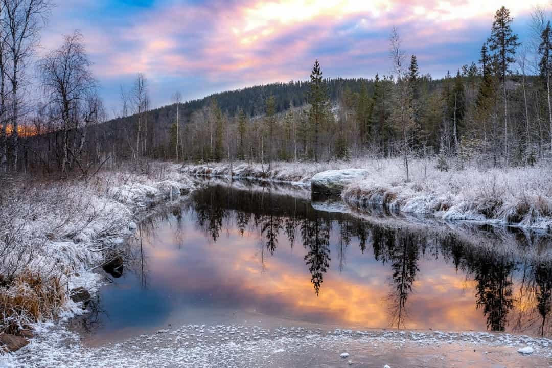Phong cảnh mùa đông đẹp mê hồn ở Lapland.