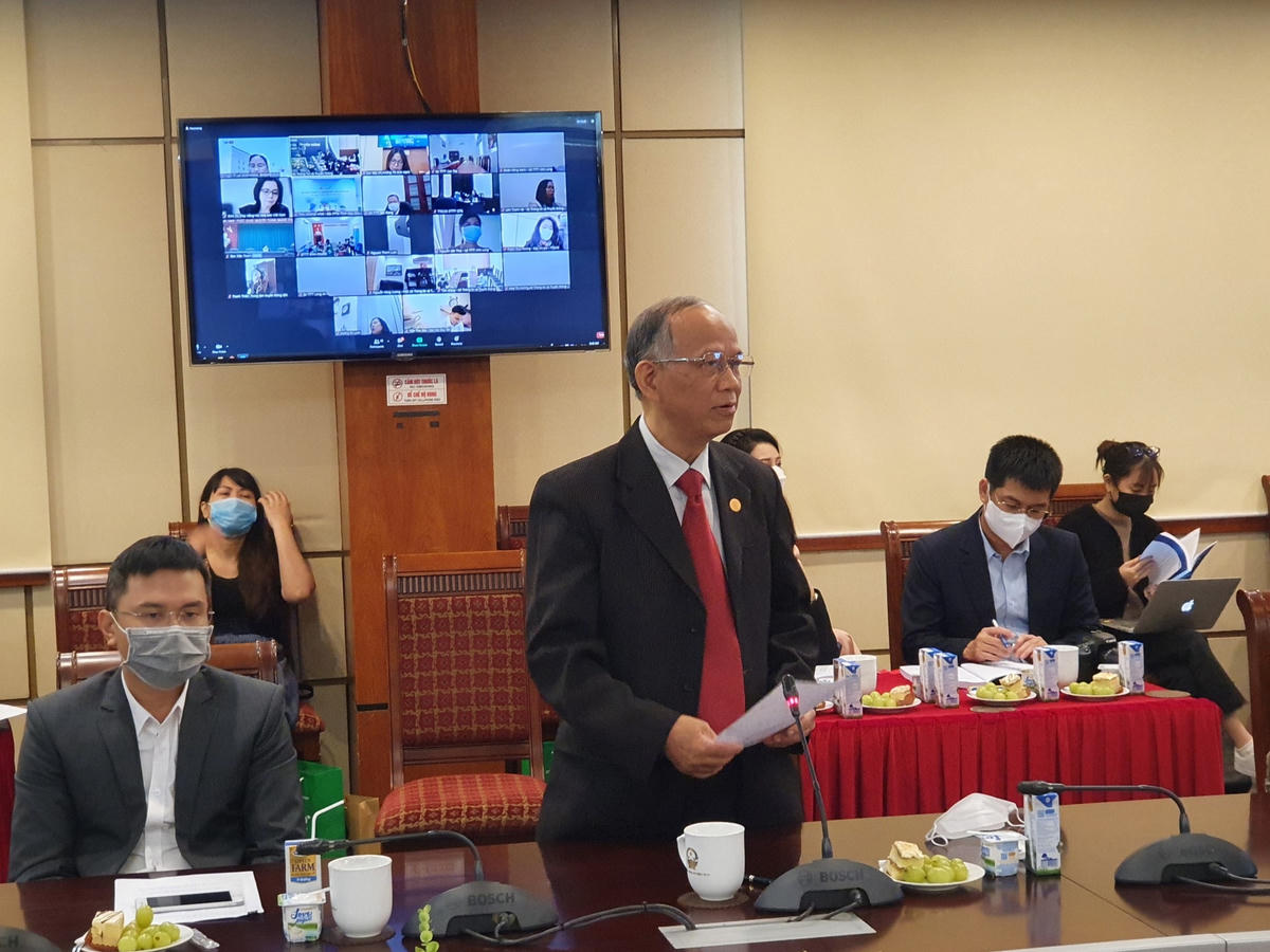 TS Nguyễn Minh Phong.