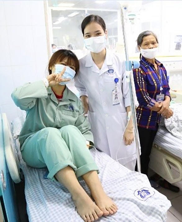 Bệnh nhân đã khoẻ lại sau khi được cấp cứu, điều trị kịp thời. Ảnh: BVCC.   