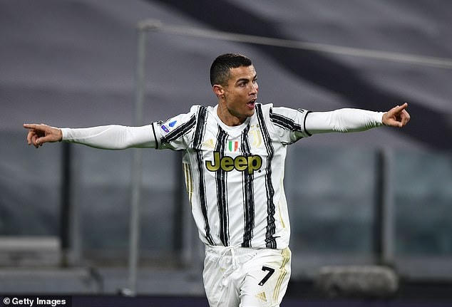 Nhấn để phóng to ảnh C.Ronaldo lập cú đúp giúp Juventus giành chiến thắng.