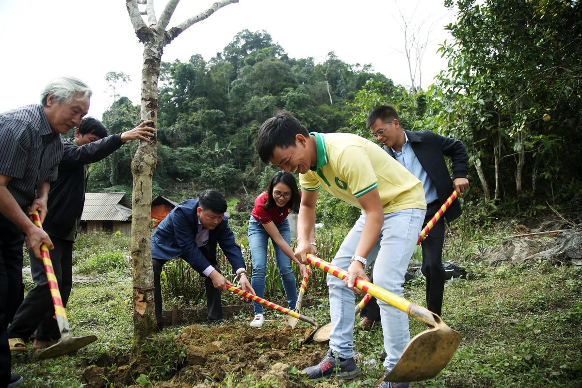 Hà Giang: Trẻ em Nà Bó hạnh phúc trong lễ khánh thành điểm trường mới