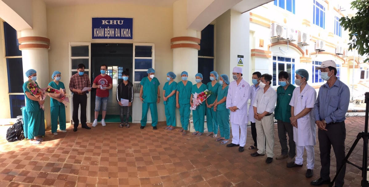 Hai bệnh nhân nhiễm Covid-19 ở Quảng Ngãi khỏi bệnh, xuất viện sáng 12/8.
