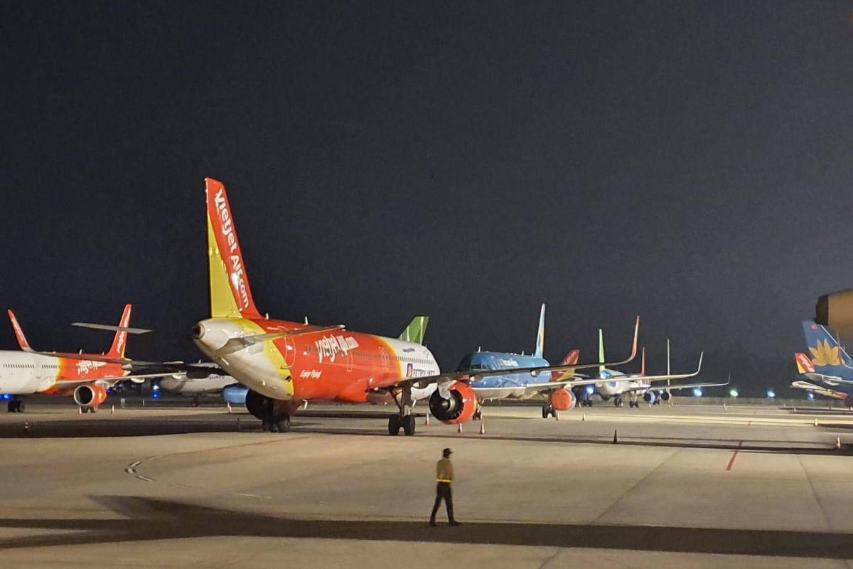Các hãng hàng không trong nước hiện đang suy kiệt về vốn do dịch bệnh Covid-19.