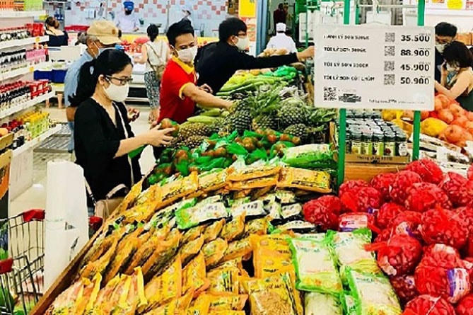 Hàng hóa trong các siêu thị TP HCM.  