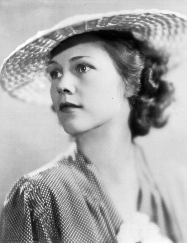 Vợ của Farnsworth, bà Pem, người đã luôn bên cạnh ông trong phòng thí nghiệm và giữa những trận chiến pháp lý. Ảnh: The History of TV.