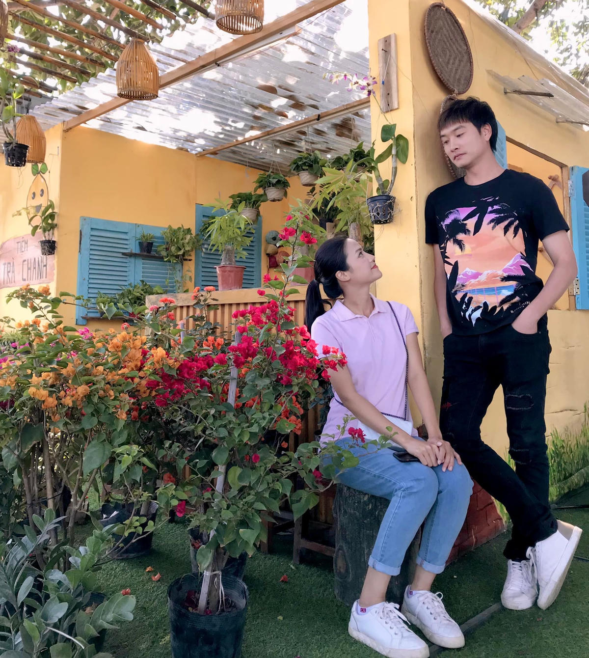 Anh Đào kết hợp ăn ý với bạn diễn Trọng Lân trong "Lối về miền hoa".