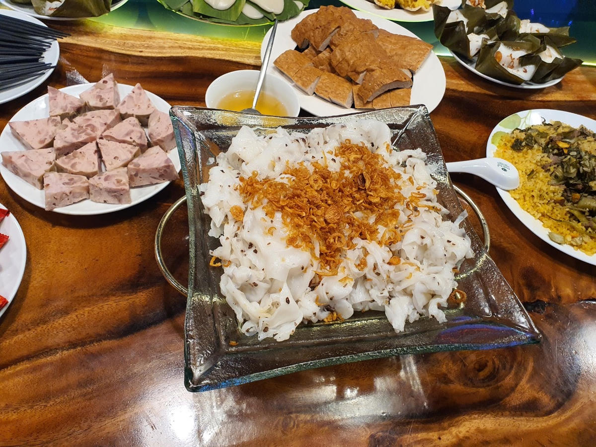 Trưng bày "Ẩm thực đường phố Thành Nam". 