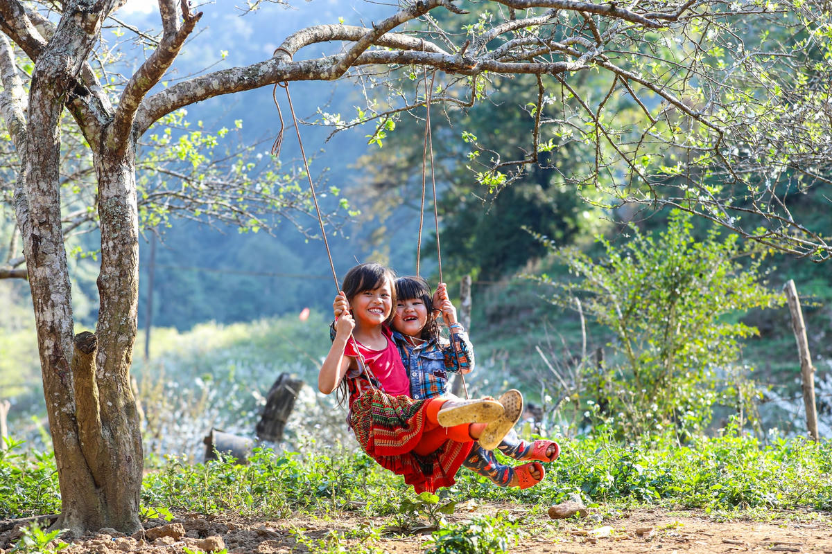 Sắc màu tuổi thơ.