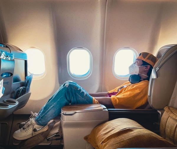 Karik trở về Việt Nam sau 10 ngày sang Hàn Quốc quay chương trình Running Man.