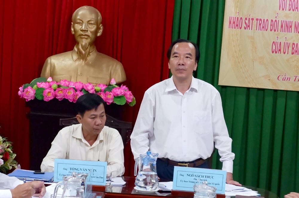 Phó Chủ tịch UBTƯ MTTQ Việt Nam Ngô Sách Thực phát biểu kết luận tại buổi làm việc.