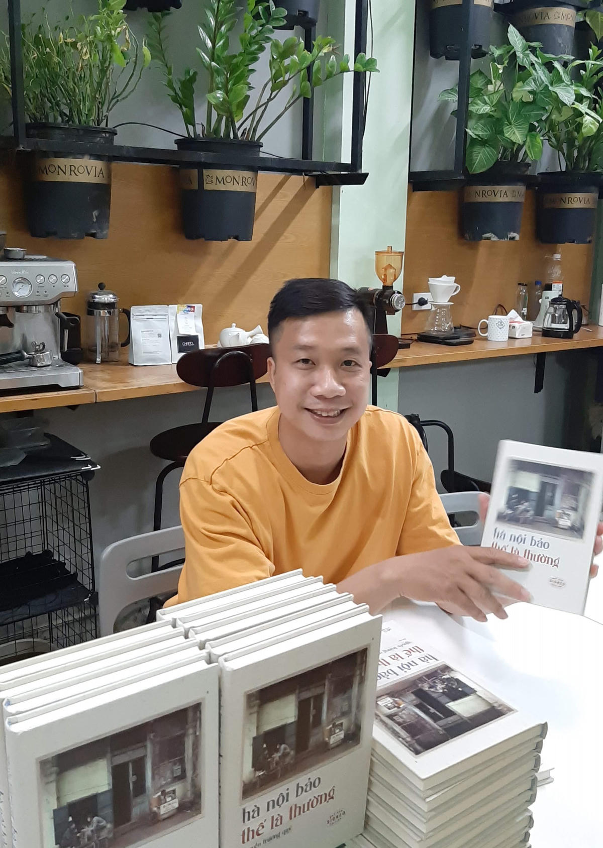Nhà văn Nguyễn Trương Quý.