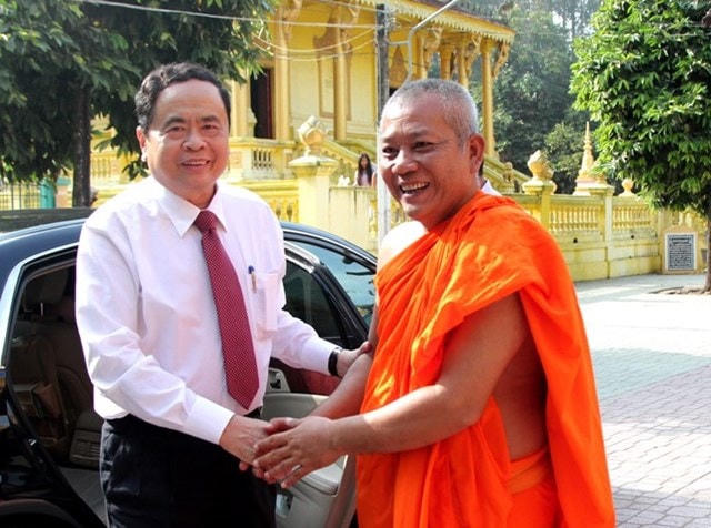 Chủ tịch Trần Thanh Mẫn đi thăm và chúc mừng Tết cổ truyền Chôl Chnăm Thmây của đồng bào Khmer tại Sóc Trăng tháng 4/2019.