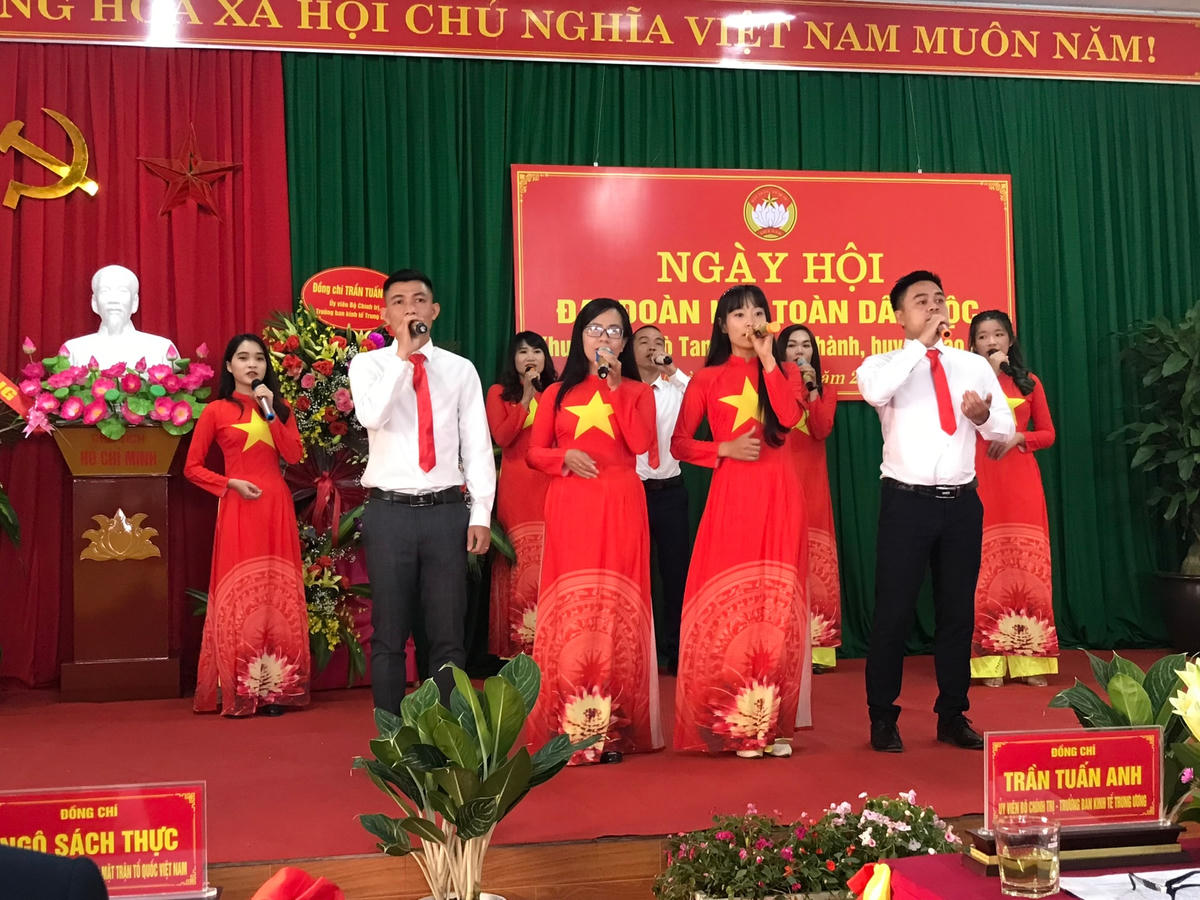 Tiếp tục nâng cao đời sống của bà con khu dân cư Pò Tang