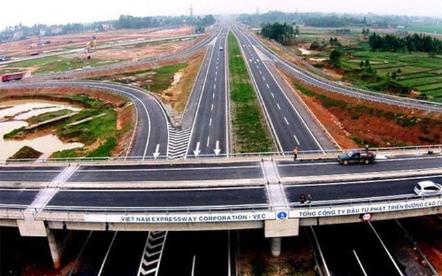 Cao tốc Bắc - Nam có tổng mức đầu tư hơn 100.800 tỷ đồng.
