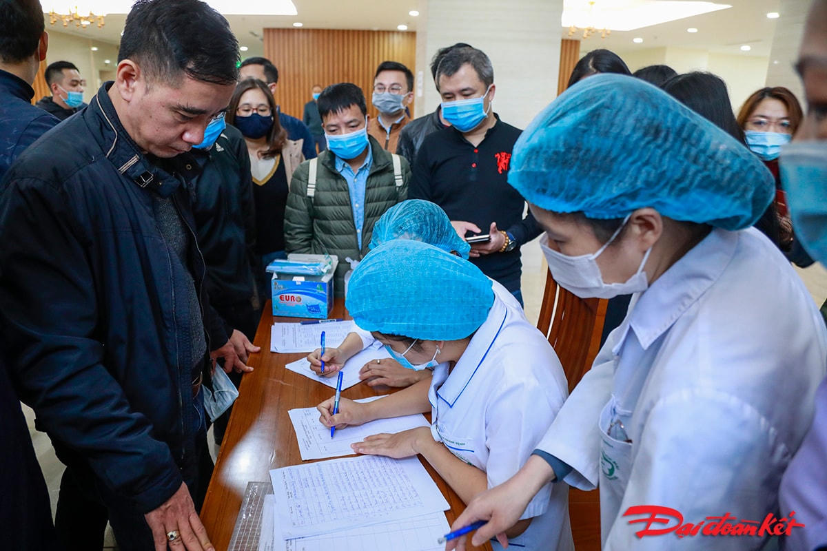 Nhiều địa điểm được bố trí tại Hà Nội làm xét nghiệm: Nhà Quốc hội, trụ sở 22 Hùng Vương, trụ sở 35 Ngô Quyền, Nhà khách La Thành, Trung tâm Hội nghị 37 Hùng Vương, Khách sạn Quân đội, Nhà khách Quốc hội.