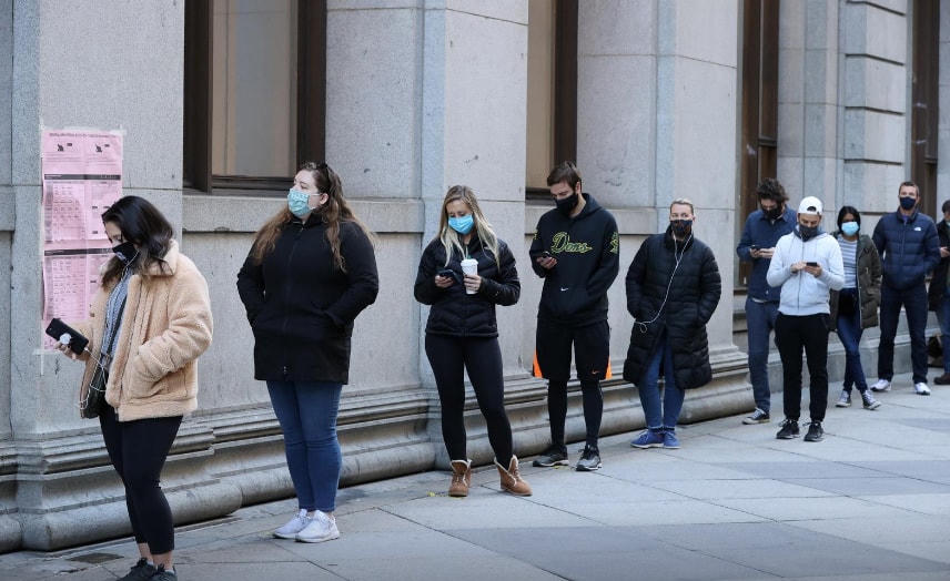 Diễn biến bầu cử ở thời điểm khởi động khá ổn định. Ảnh: Reuters.