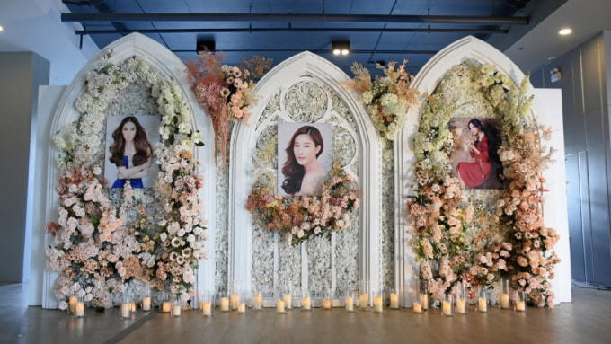 Hình ảnh trong tang lễ diễn viên phim "Chiếc lá cuốn bay".