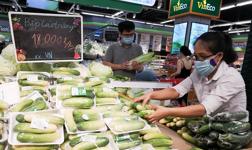 Nguồn hàng hóa trong các siêu thị Hà Nội dồi dào. Ảnh: Thanh Tùng.