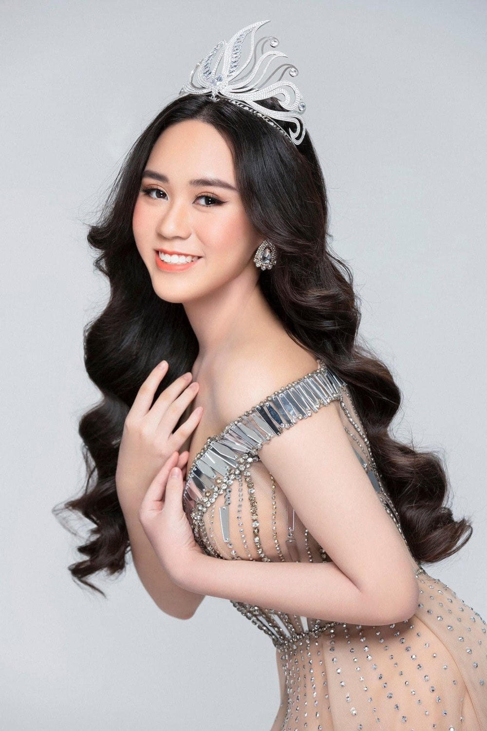 Vũ Huyền Diệu vượt qua 29 thí sinh, đăng quang Miss Eco Teen International tại Ai Cập.