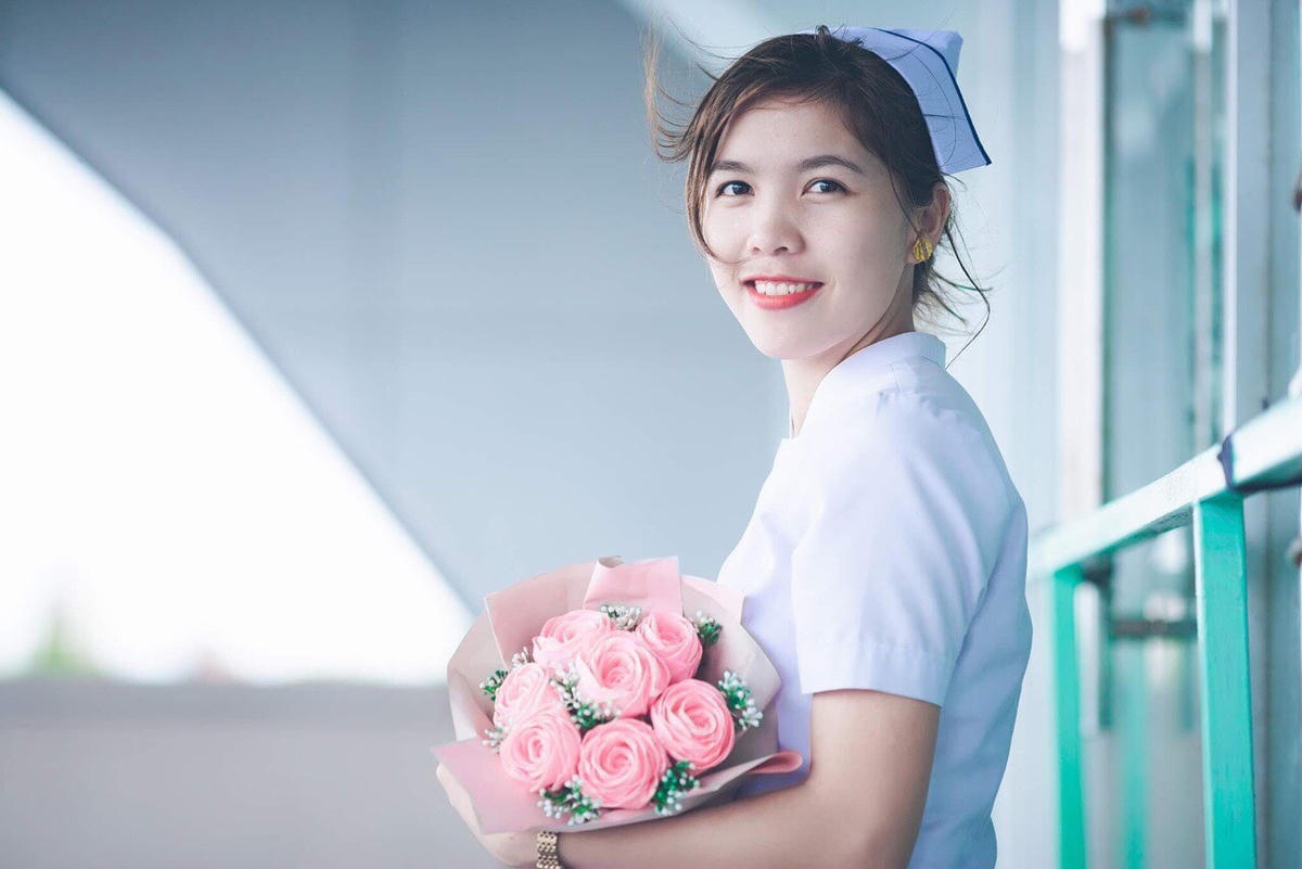 Nữ tân binh Võ Thị Phương chia sẻ sự đam mê màu áo lính.