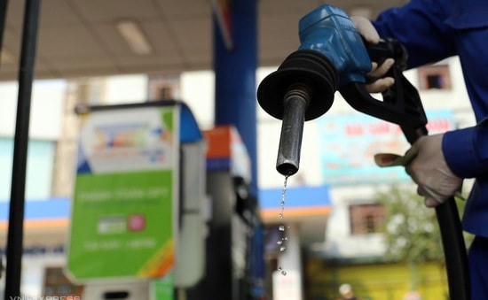 Chủ động được nguồn cung, các bất cập của thị trường xăng dầu sẽ được giải tỏa.