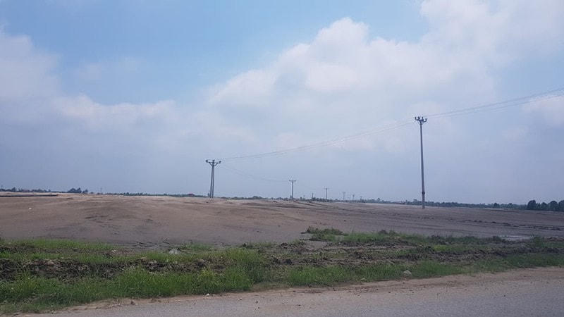 Công ty TNHH MTV Đỗ Hữu Văng bị xử phạt hơn 500 triệu do san lấp trái phép hàng chục nghìn m2 đất.