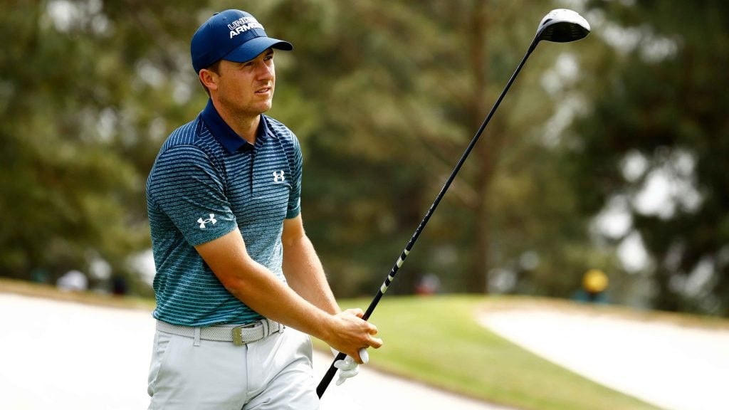 Jordan Spieth thuận tay trái nhưng lại vung gậy và vụt gậy golf bằng tay phải.
