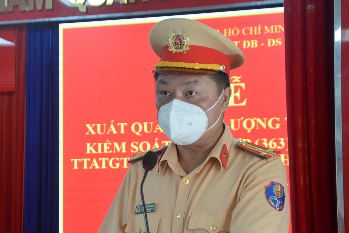 Thượng tá Nguyễn Đình Dương, Trưởng phòng PC08 cho biết, các tổ 363 sẽ tuần tra 24/24 và khép kín để trấn áp tội phạm sau ngày 30/9 để đảm bảo an ninh trật trên địa bàn TP (Ảnh: Hoàng Thuận).