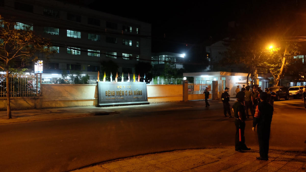 Bệnh viện C - một trong  3 bệnh viện chính thức áp dụng biện pháp phong toả các tuyến đường xung quanh từ 0h ngày 28/7.