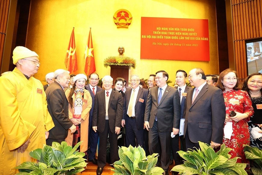 Tổng Bí thư Nguyễn Phú Trọng cùng các vị lãnh đạo, nguyên lãnh đạo Đảng, Nhà nước và các đại biểu dự hội nghị. (Ảnh: Trí Dũng/TTXVN).