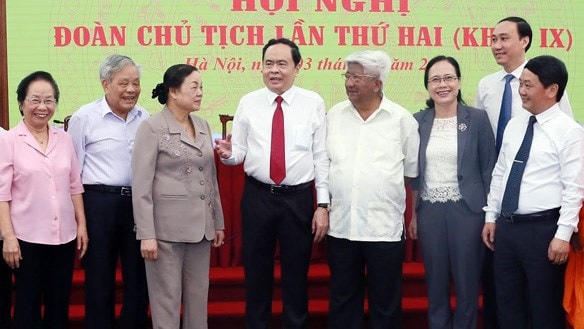 BẢN TIN MẶT TRẬN: Hội nghị Đoàn Chủ tịch UBTƯ MTTQ Việt Nam lần thứ hai, khóa IX 