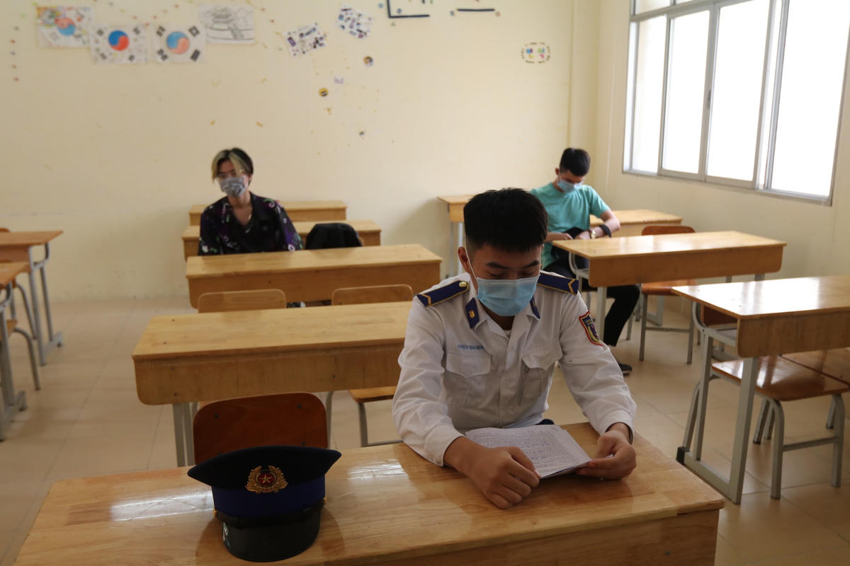 Thí sinh dự thi tốt nghiệp THPT 2020 đợt 2. Ảnh: Phạm Quang Vinh.