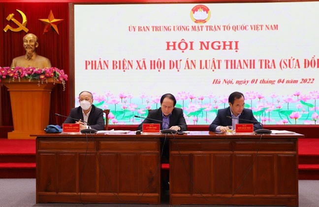 Chủ trì Hội nghị.