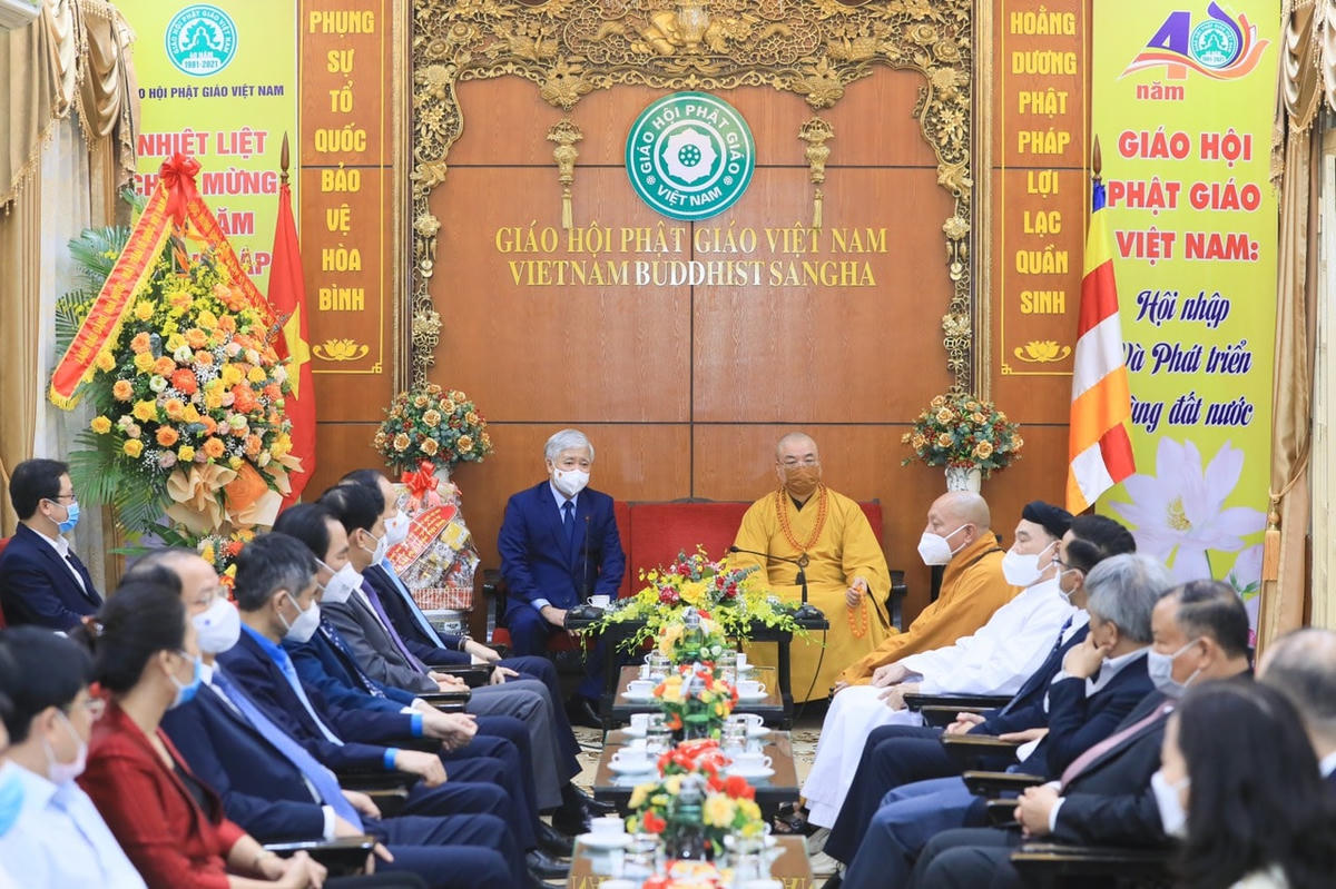 Bí thư Trung ương Đảng, Chủ tịch UBTƯ MTTQ Việt Nam Đỗ Văn Chiến thăm, chúc mừng Giáo hội Phật giáo Việt Nam.