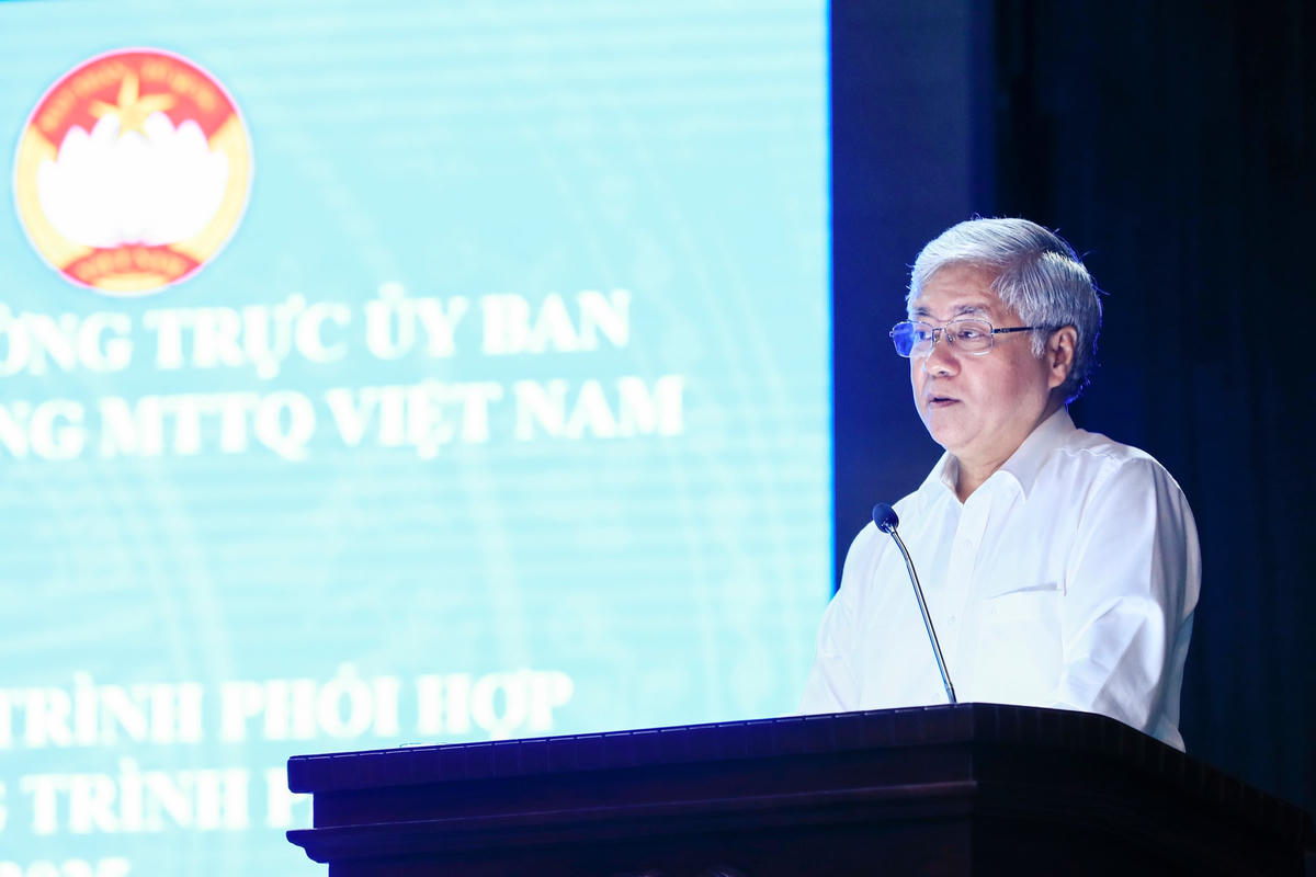Chủ tịch UBTƯ MTTQ Việt Nam Đỗ Văn Chiến phát biểu tại Hội nghị.