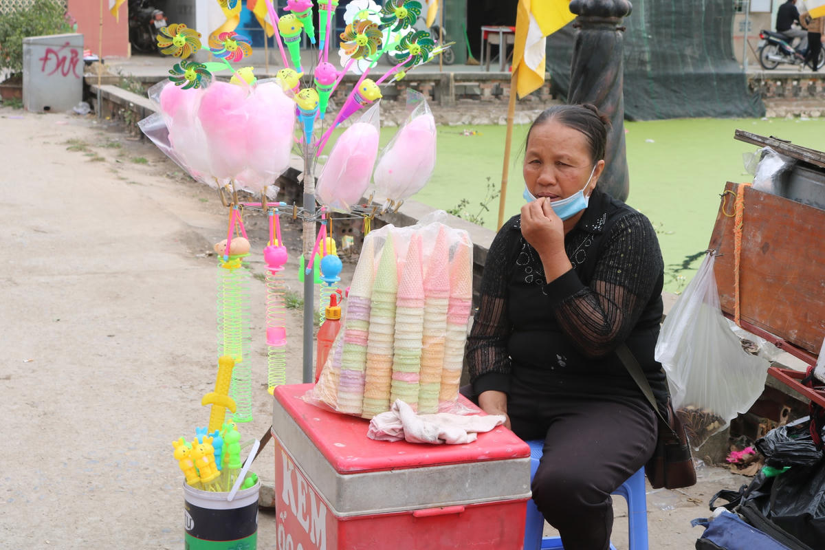 Thất thu thì không thể vui được! 