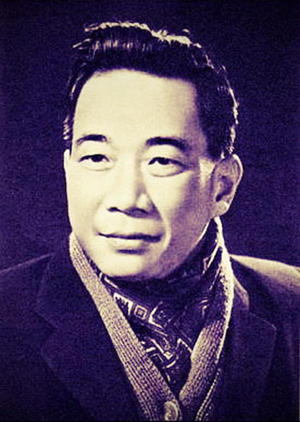 Nhà thơ Tố Hữu.