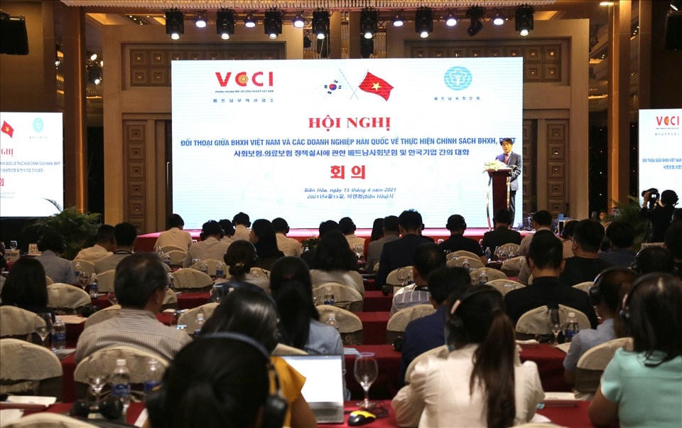 Quang cảnh hội nghị.